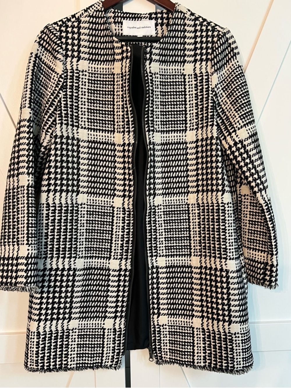 cupcakes & cashmere Black and White Houndstooth Zip-Front Pea Coat